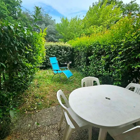 Charmant Studio En Rez-de-jardin A Deux Pas De La Plage Et Du Centre-ville - Fr-1-550-67 Apartament